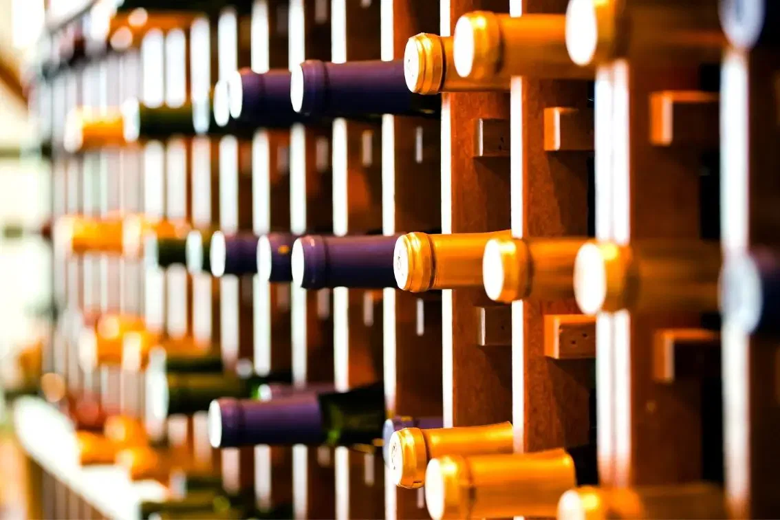 wall mounted wine racks